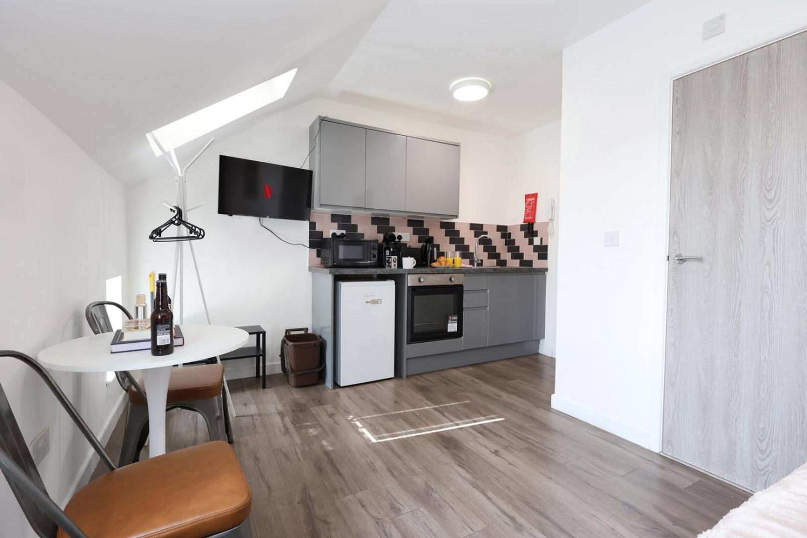 Cohost Partners | Smart Tv | 5 Min City | Parking Cardiff Exterior photo